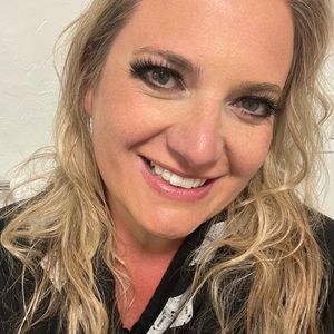 Meet your Posher, Jackie